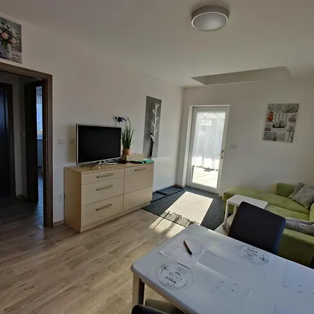 Anamo Apartment *